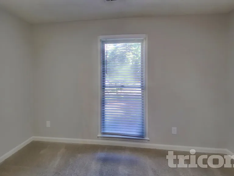1911 Kevin Dr SE — Photo 12