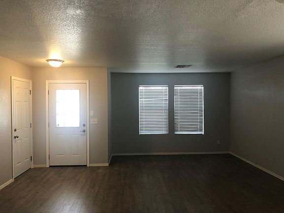 3rd image of 3386 E Longhorn Dr