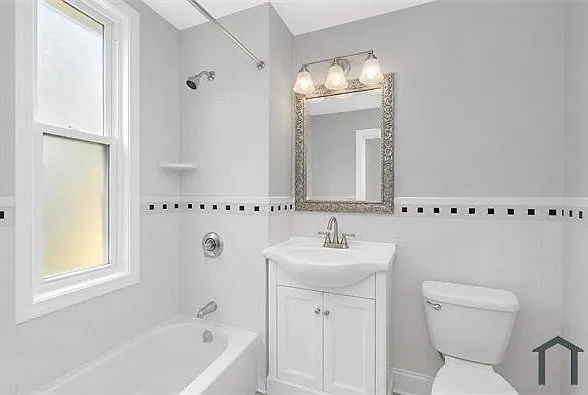 5 bed, 1608 sqft, $5,300 — Photo 3