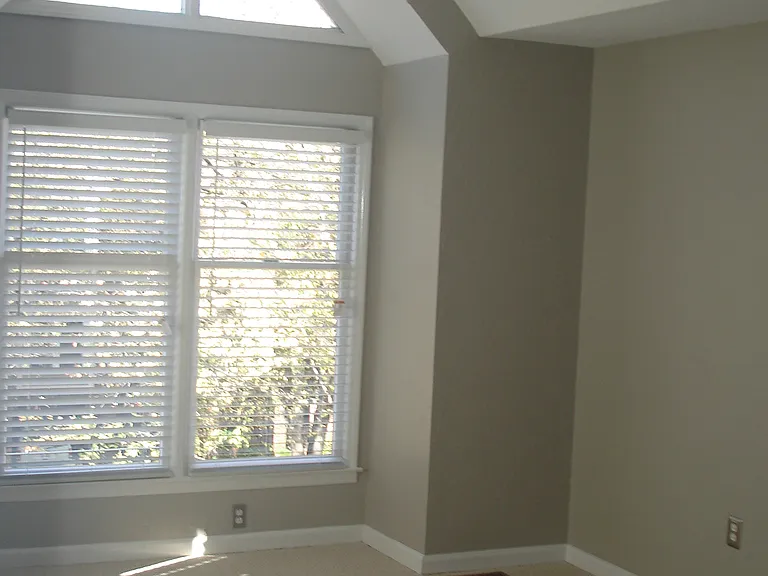 227 S Clarkson St — Photo 16