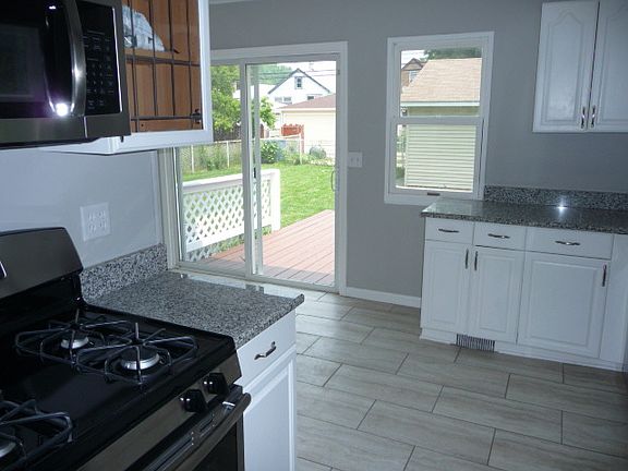 5th image of 4231 Elmwood Ave