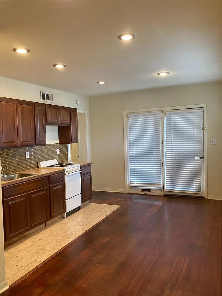 1 bed, 1.0 bath, 395 sqft, $750 — Photo 2