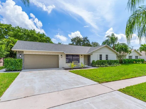 2520 SW 4th Street, Boynton Beach, FL 33435