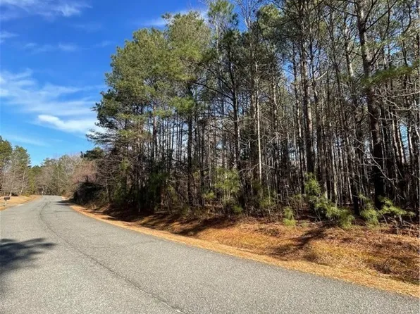 Whiting Creek Dr Lot 70, Locust Hill, VA 23092