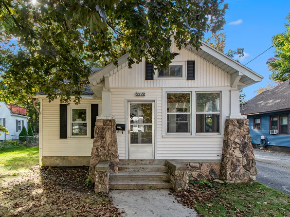 2232 Wrenwood St SW, Wyoming, MI 49519