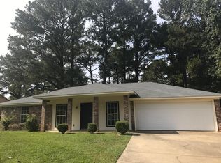 579 Briarcliff Cir, Jackson, MS 39212