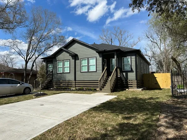 5779 Belarbor St #B, Houston, TX 77033