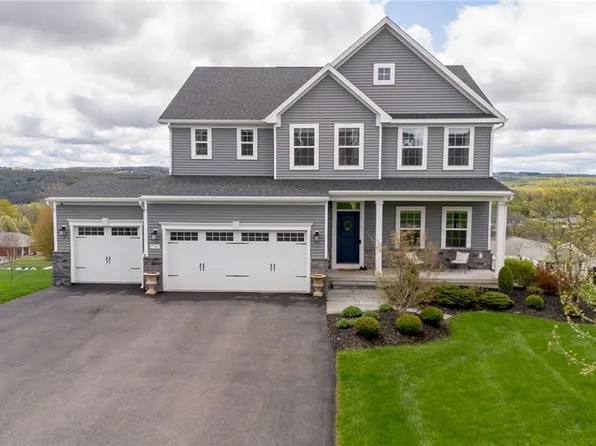 5547 Rolling Meadows Way, Camillus, NY 13031