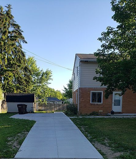 1st image of 4433 N Norman Dr #1