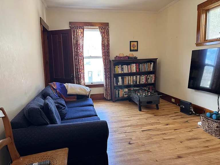 410 Main St — Photo 22