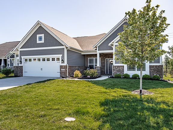 3rd image of 10411 Oxer Dr