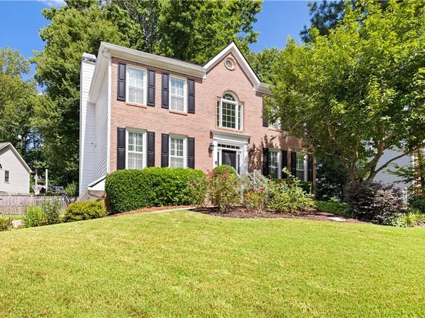 6100 Braidwood Ct NW, Acworth, GA 30101