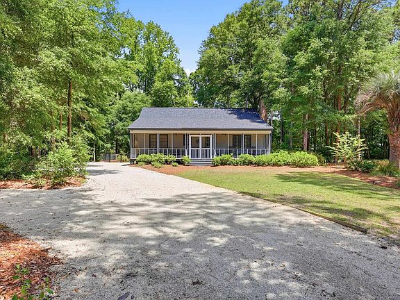 4th image of 209 Moss Dale Ln.