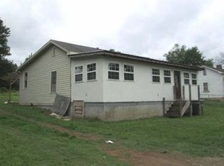 2 W Aragon Rd, Aragon, GA 30104