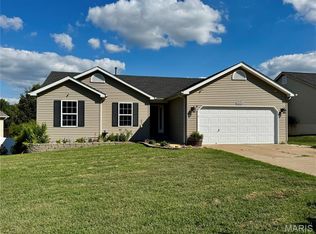 450 Pevely Heights Dr, Pevely, MO