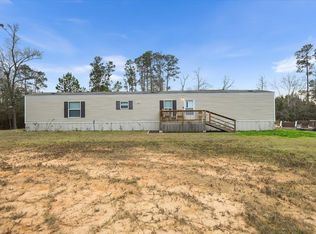 732 County Road 307, De Berry, TX 75639