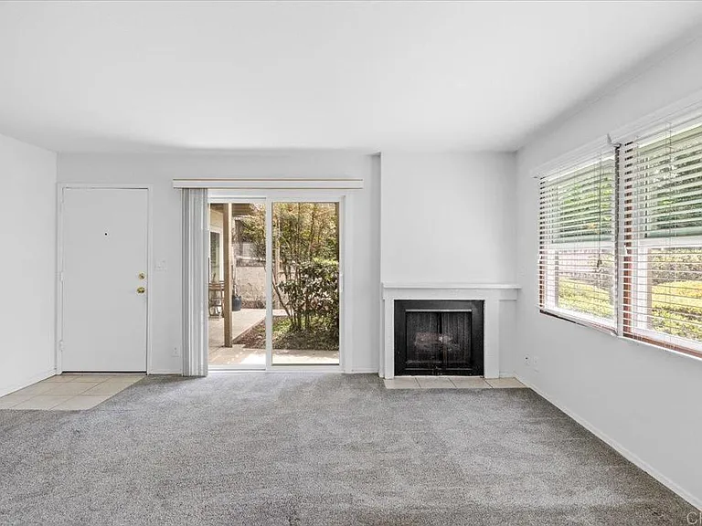 2173 Manchester Ave #2 — Photo 5
