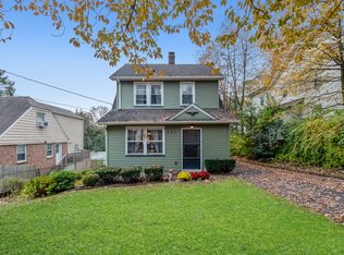 200 Hickory Ave, Tenafly, NJ 07670
