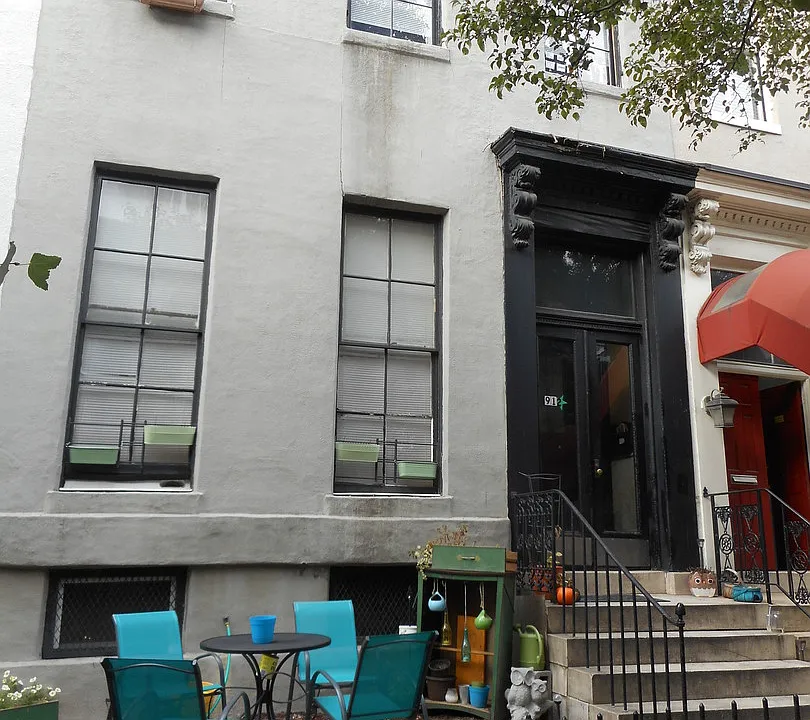 912 Saint Paul St.