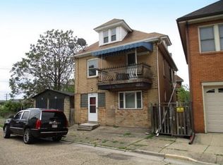 881 Lenz Ave #2, Ambridge, PA 15003
