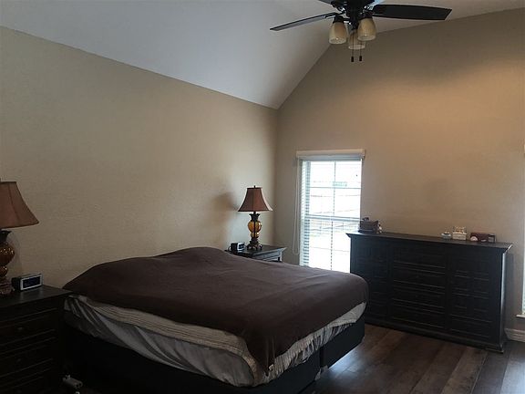5th image of 9050 Terry Estates Dr