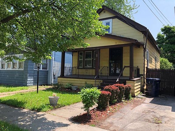 2nd image of 35 Millicent Ave