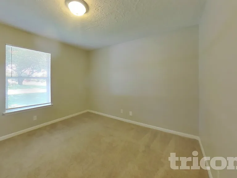 13307 Venice Cir — Photo 13
