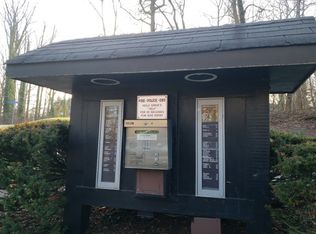 22 Oakhampton Dr, Lutherville Timonium, MD 21093