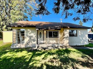 105 South St, Longview, WA 98632