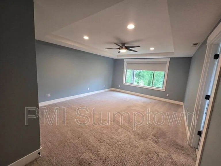 9645 SE Jeanne Rd — Photo 7