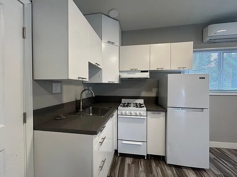 Remodeled kitchen with appliances, included