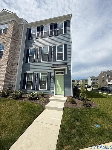 13800 Village View Dr Photo 1