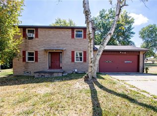 207 Valley View Dr, Wooster, OH 44691