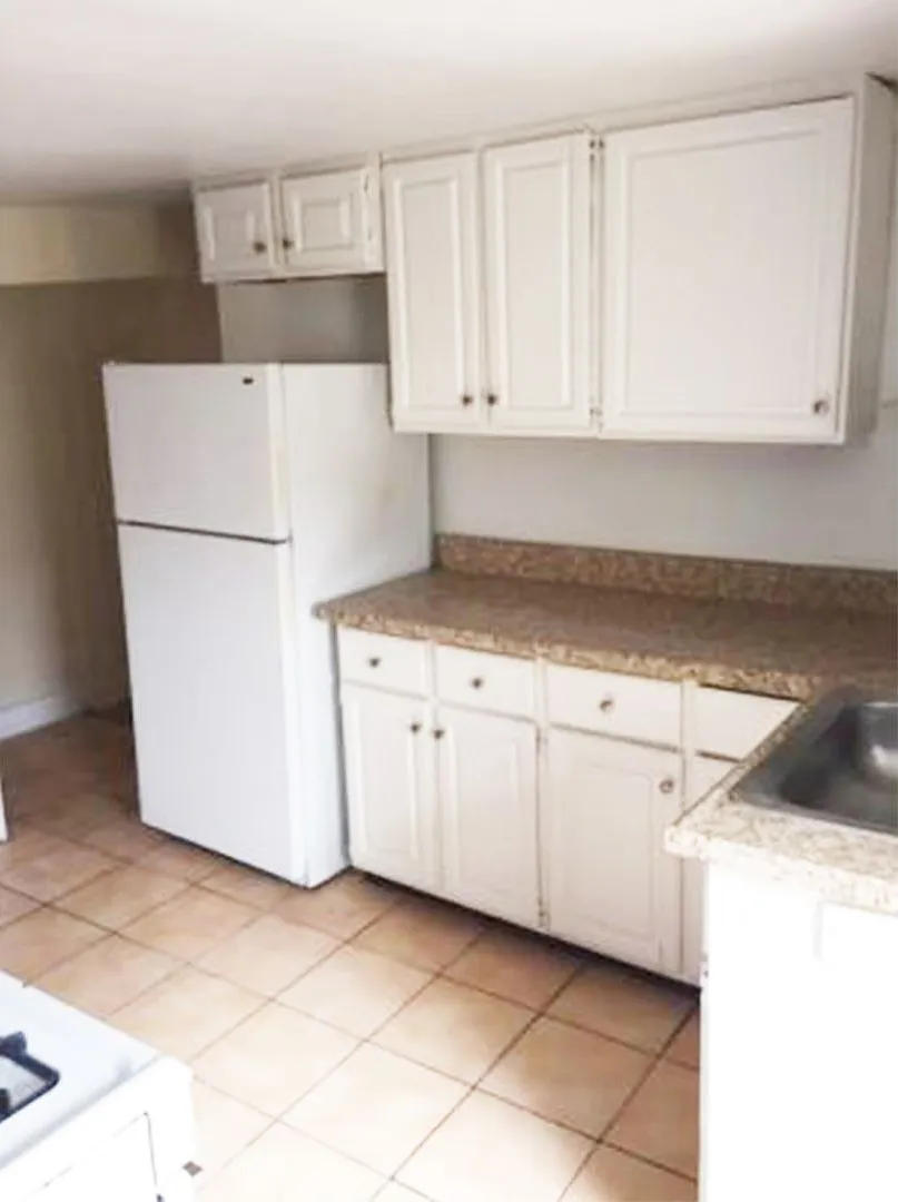 Glendora 2829 — Photo 3