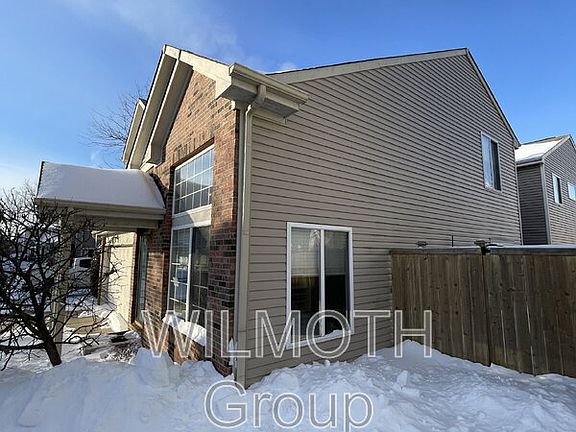 3rd image of 612 Scotch Pine Dr