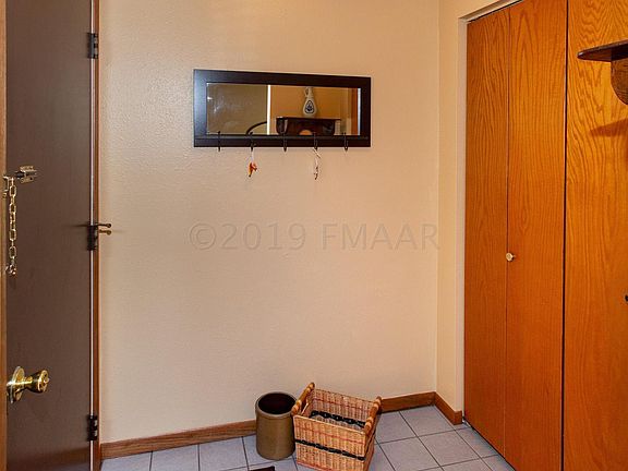 4th image of 2209 4th Ave S