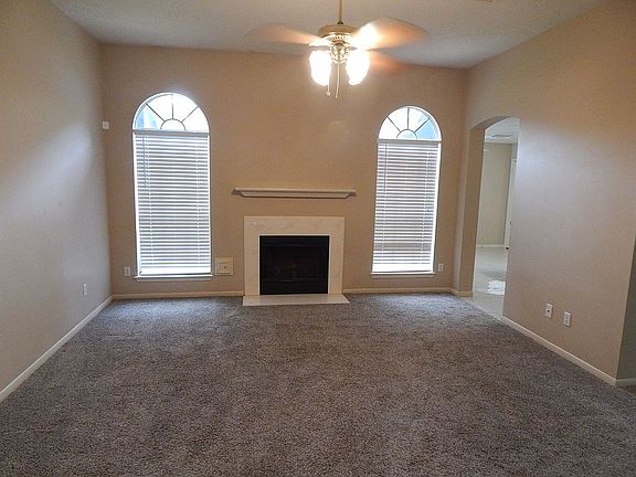 2nd image of 15007 Trumpet Vine Ln