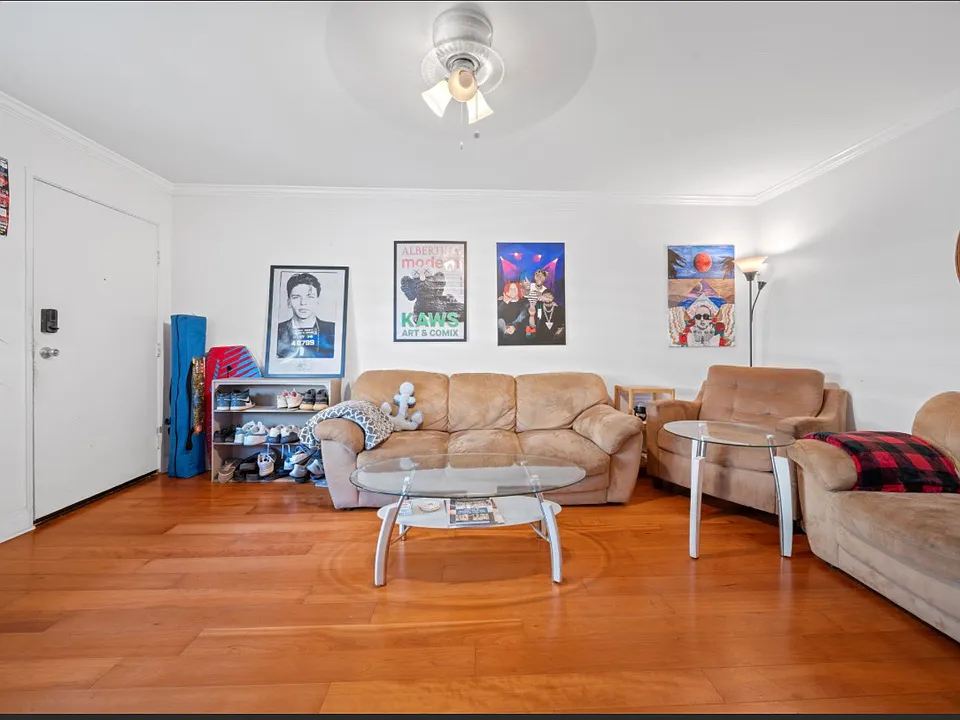 3535 Monroe Ave #2