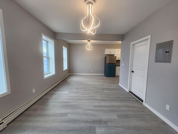4th image of 230 Broadway #1B