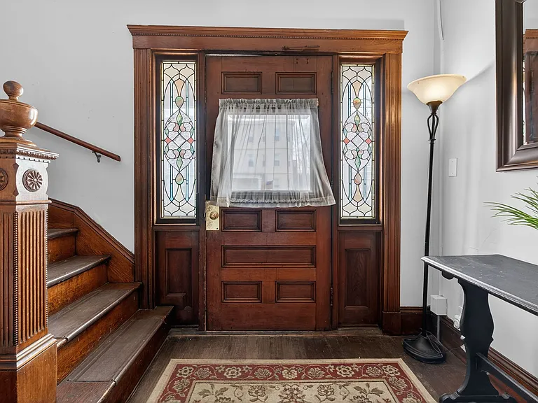 18 Gibson St #3 — Photo 19