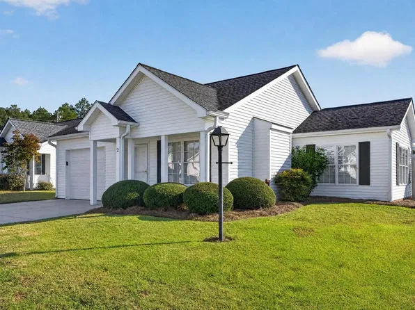 2 Baldwin Pl SE, Moultrie, GA 31788