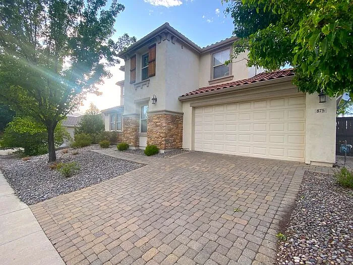 875 Sienna Park Dr — Photo 3