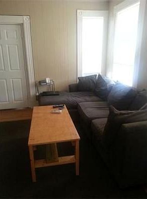 5th image of 88 Oakwood Ave #2