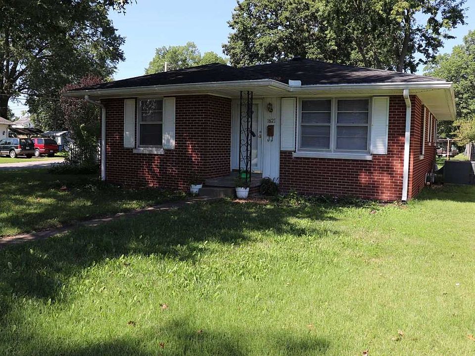 1st image of 1621 S Parker Dr