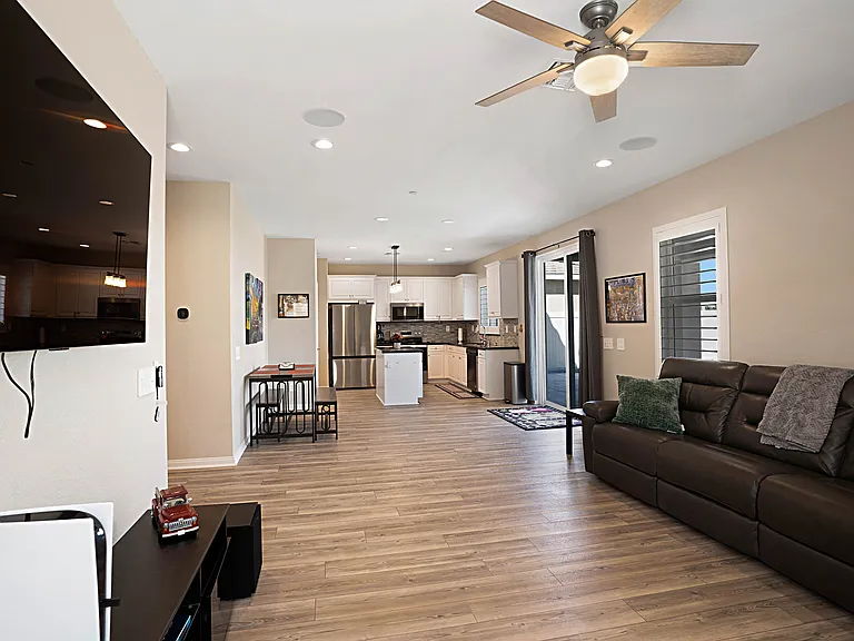 28378 Blackjack Dr — Photo 6