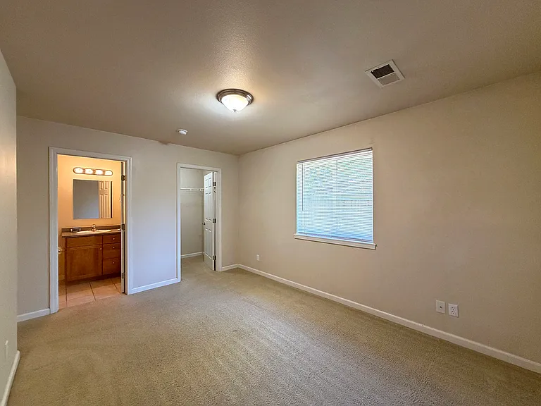 1243 N Park Ln — Photo 17