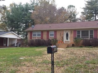 1533 Moore Dr, Gastonia, NC 28054