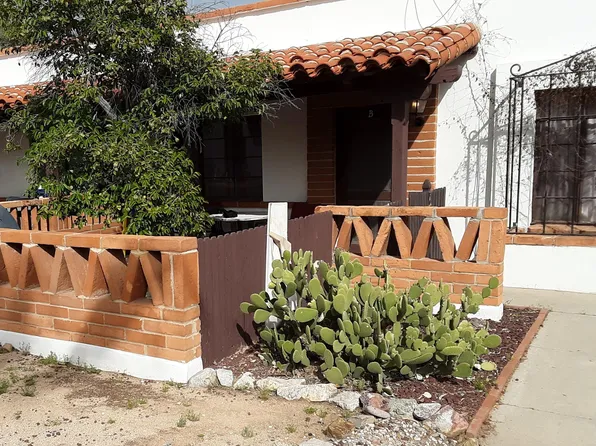 435 S Paseo Lobo, Green Valley, AZ 85614