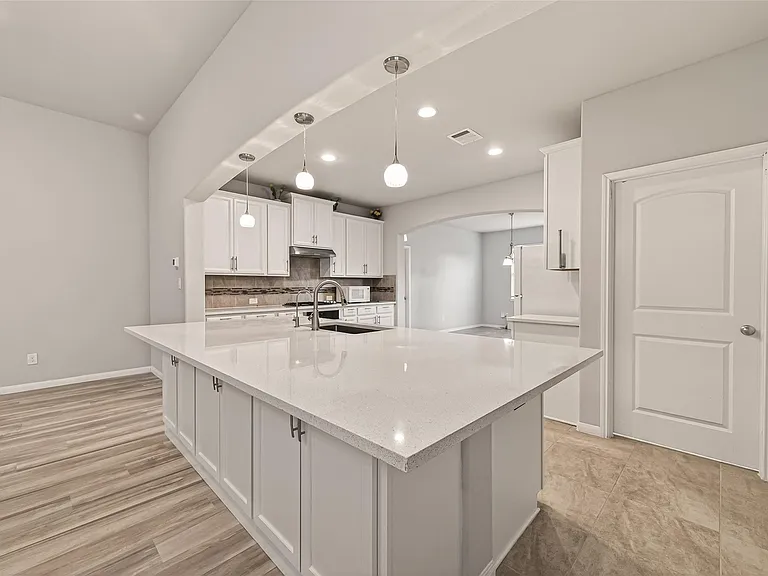 20427 Alpine Meadow Pl — Photo 11