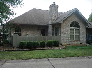 8215 River Park Way, Evansville, IN 47715
